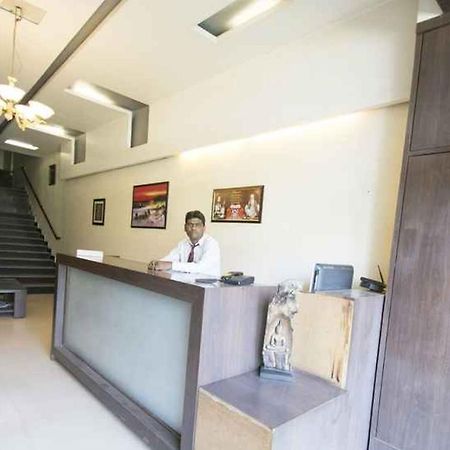 Hotel Royal Palace Aurangabad  Eksteriør billede